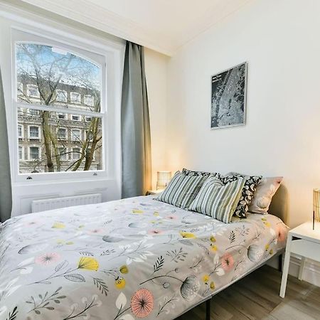 Knightsbridge Stylish Two Bedroom Apartment London Exterior foto
