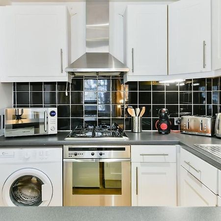 Knightsbridge Stylish Two Bedroom Apartment London Exterior foto
